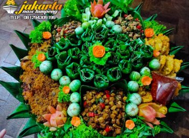 Pesan Nasi Timbel Nampah di Jakarta