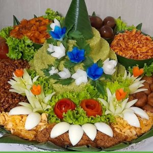 Pesan Nasi Tumpeng di Pantai Indah Kapuk