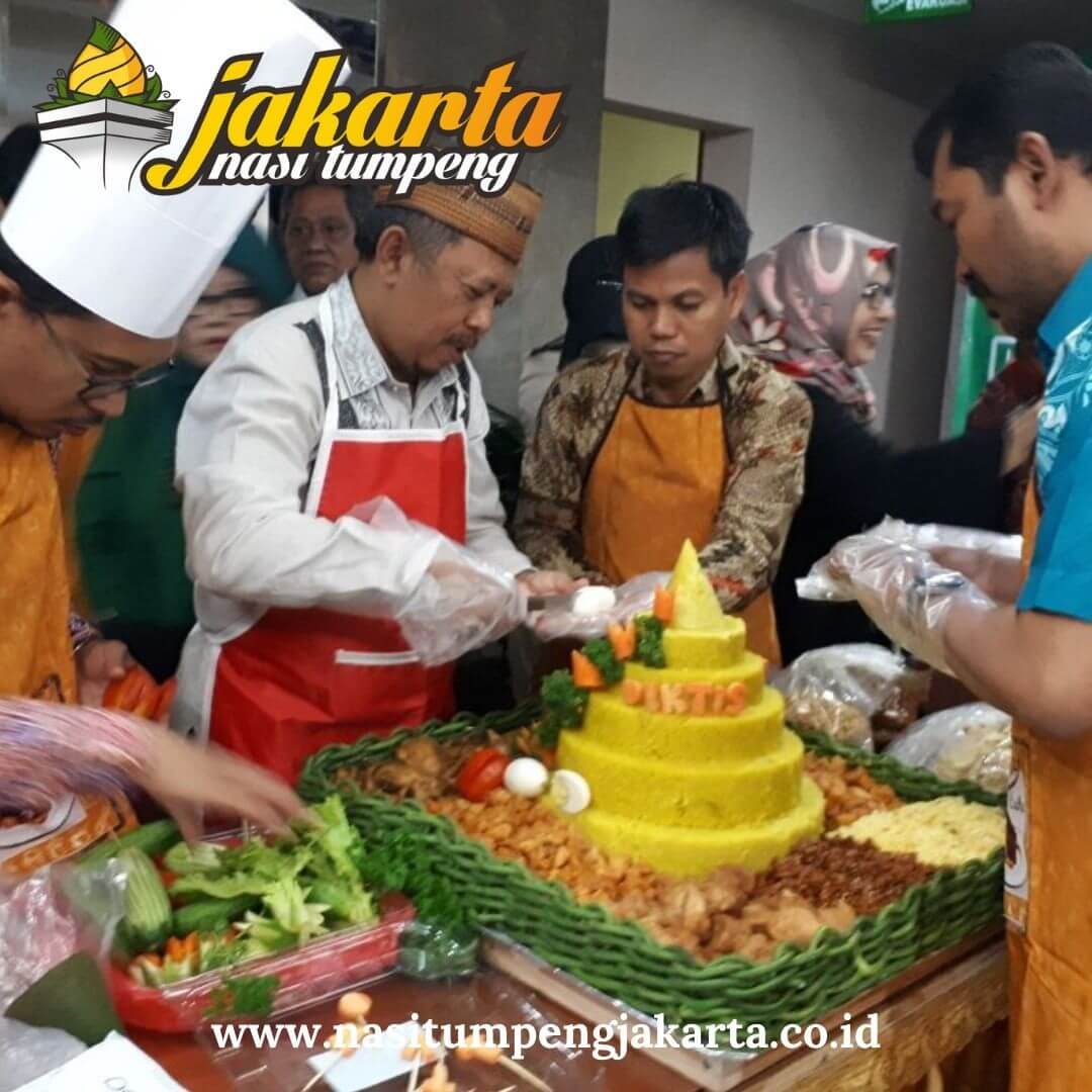 Siapa Penemu Nasi Tumpeng