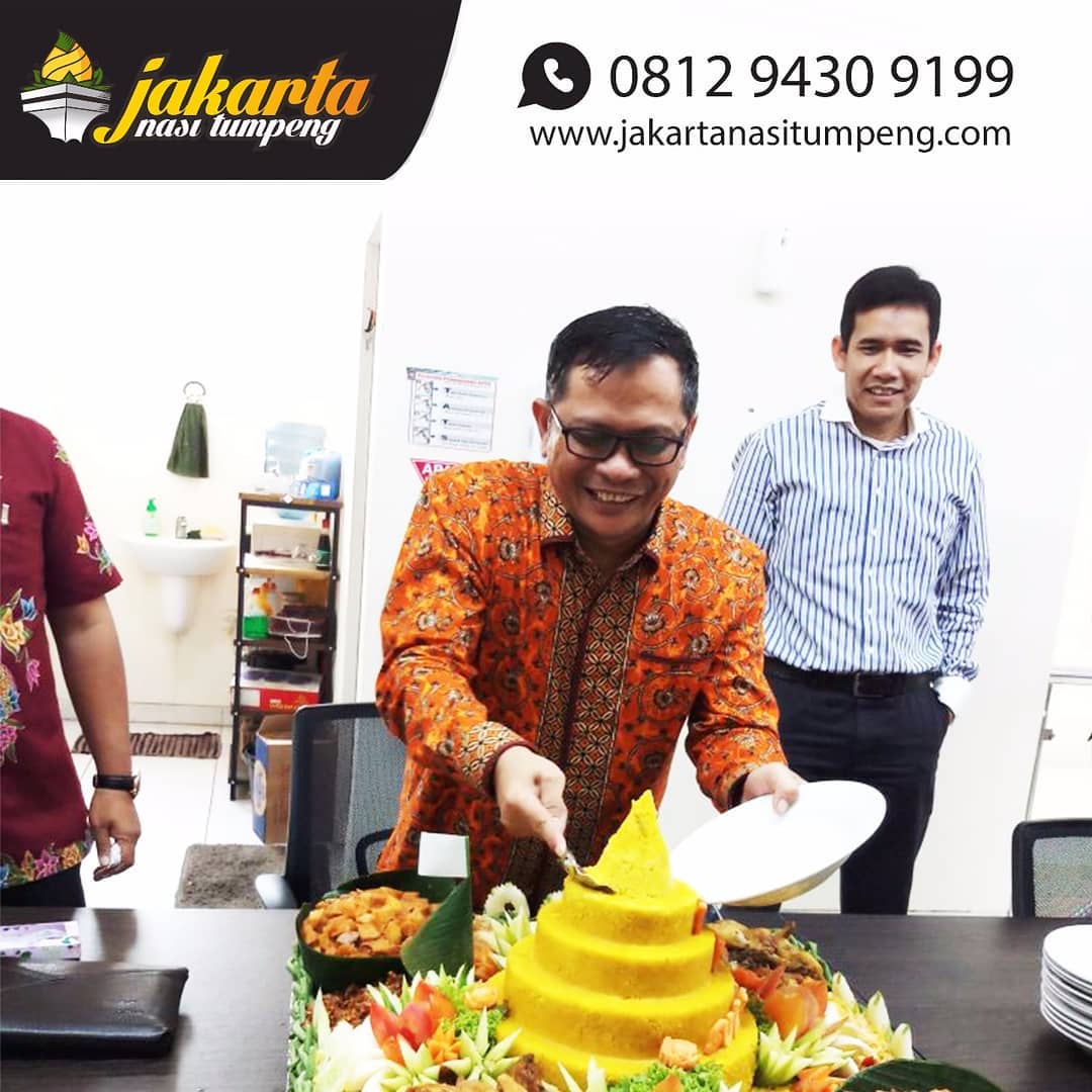 Kenapa Dinamakan Nasi Tumpeng