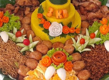 Kenapa Nasi Tumpeng Berbentuk Kerucut